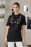 LARGE BUSTIER PRINT T-SHIRTS